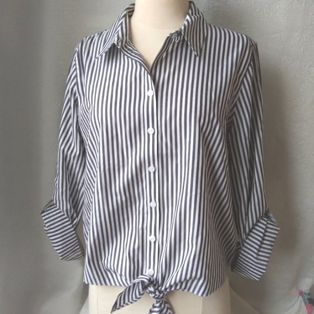 Chicos 1 | Crisp Tailored Stripe Blouse | S